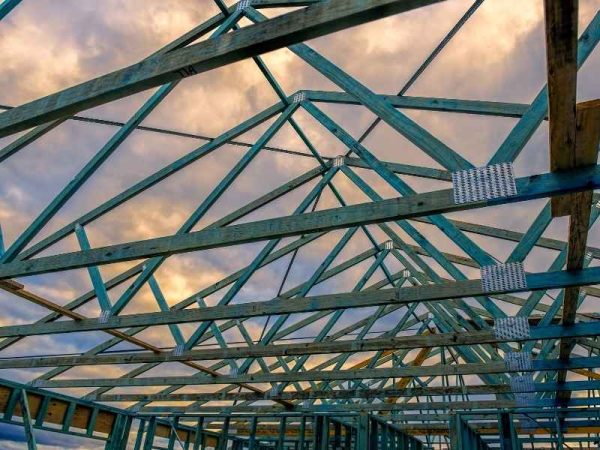 Keunggulan Model Jual Atap Baja Ringan Dibandingkan Model Lain