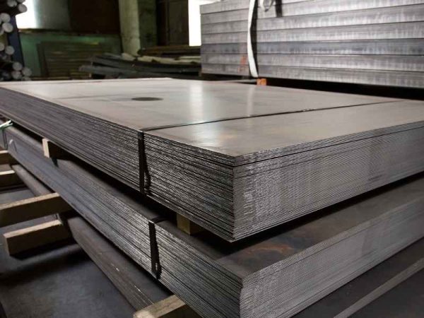 Plat Stainless, Material Konstruksi yang Tahan Karat dan Anti Korosi